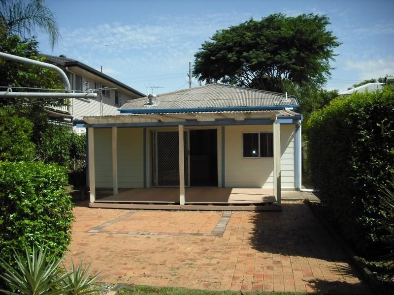 63 Blackwood Road, Manly West QLD 4179