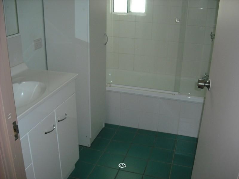 63 Blackwood Road, Manly West QLD 4179