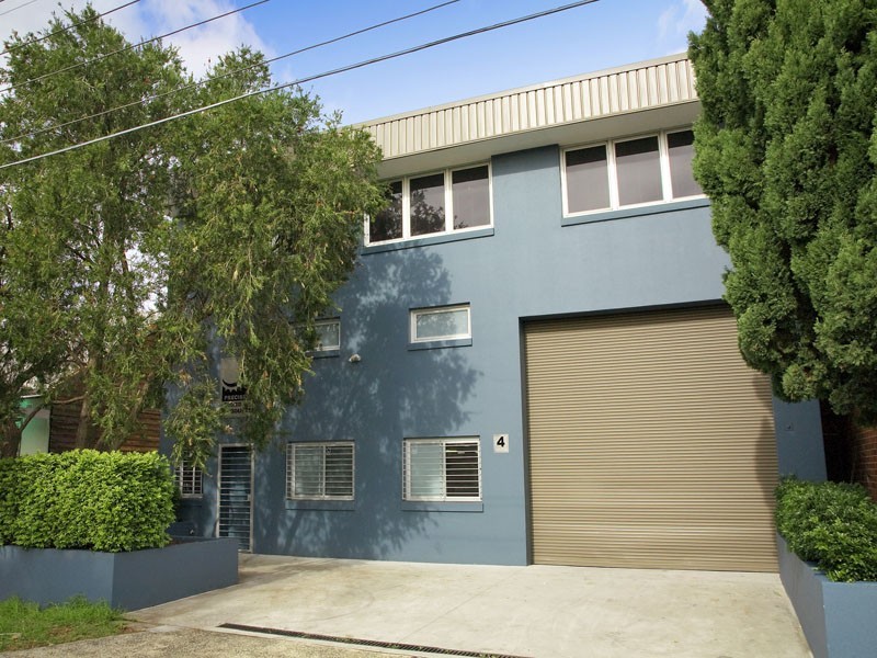 4 Luff Street, Botany NSW 2019