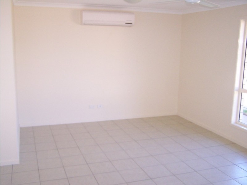 10 Downsfield Place, Yeppoon QLD 4703