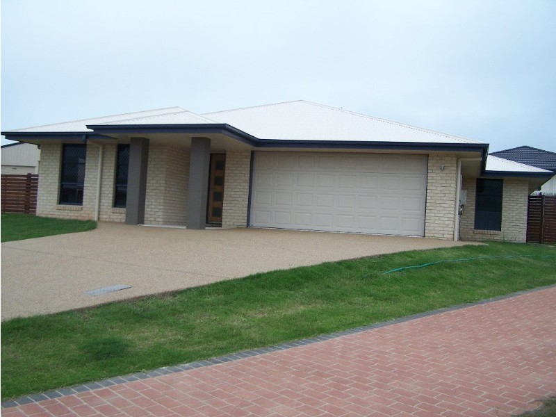 18 Priors Pocket Road, Pacific Heights QLD 4703