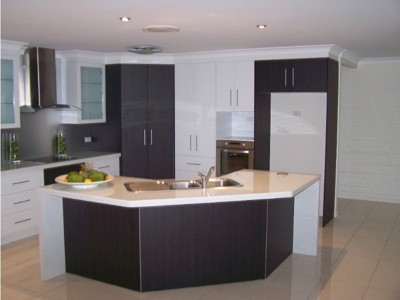 18 Priors Pocket Road, Pacific Heights QLD 4703