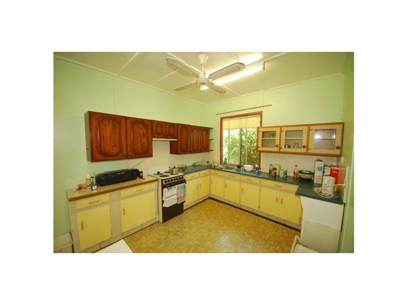 11 Davidson Street, Yeppoon QLD 4703