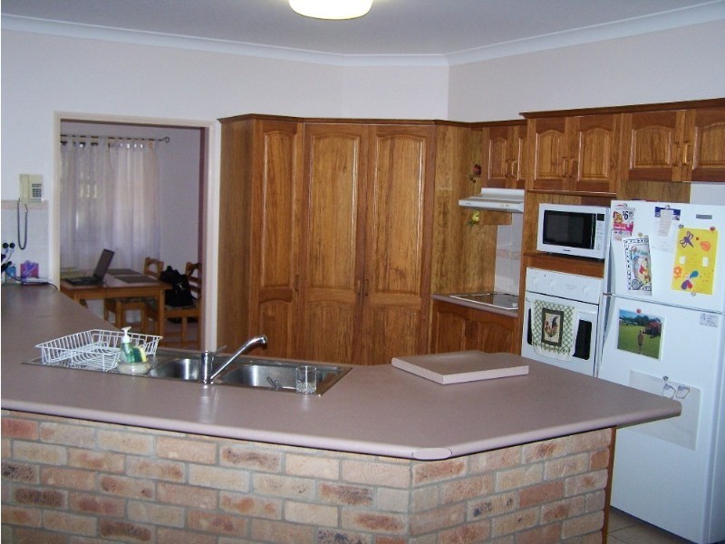 4 Sunset Court, Yeppoon QLD 4703