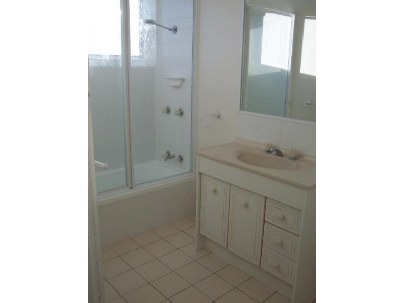 13 Raymond Terrace, Yeppoon QLD 4703