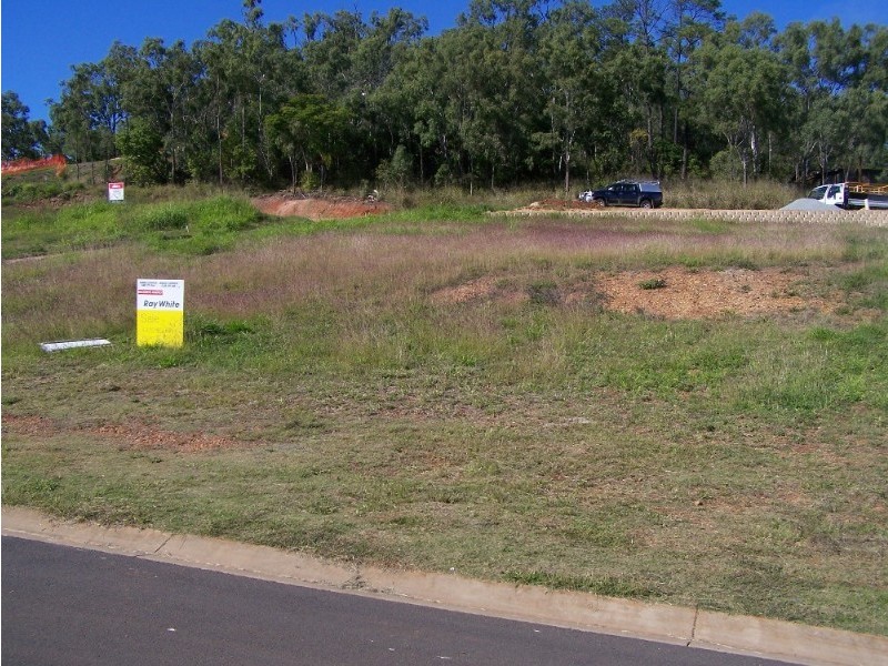 11 Rosewood Street, Yeppoon QLD 4703