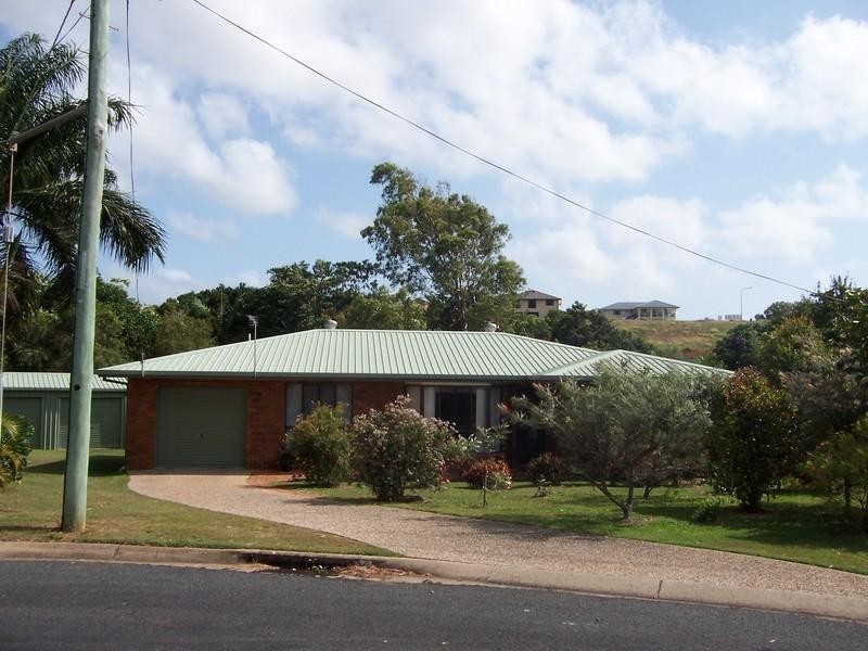 35 Hellas Street, Yeppoon QLD 4703
