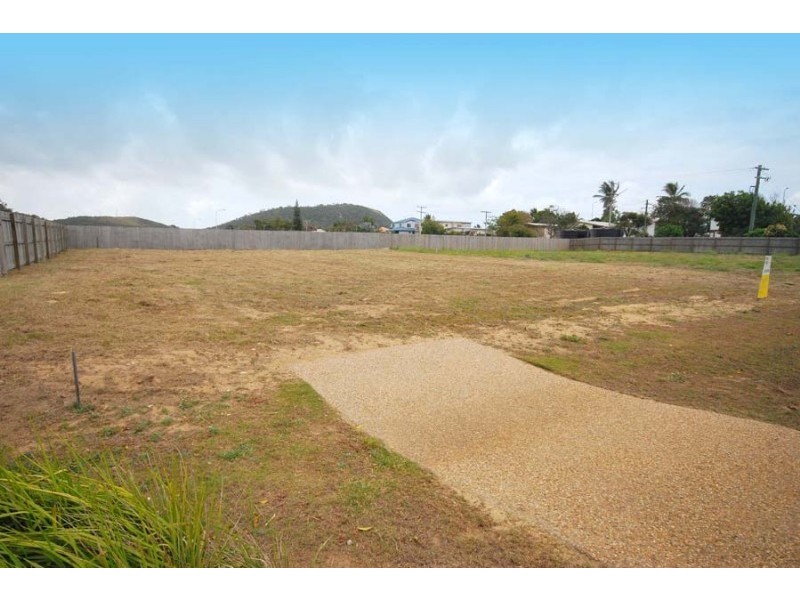 4 Bluewater Bld, Yeppoon QLD 4703