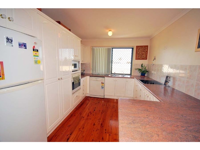 16 Kiama Avenue, Yeppoon QLD 4703