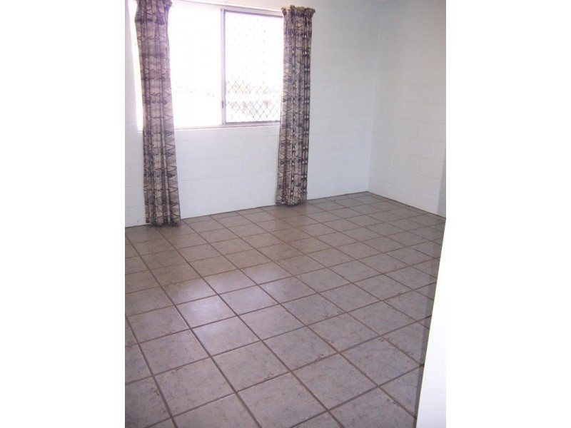 16 Shaw Avenue, Yeppoon QLD 4703