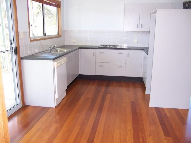 16 Shaw Avenue, Yeppoon QLD 4703