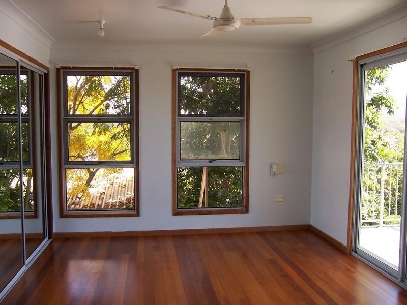 16 Shaw Avenue, Yeppoon QLD 4703