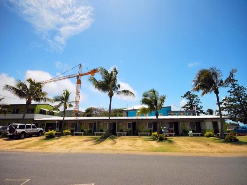 30 Anzac Parade, Yeppoon QLD 4703