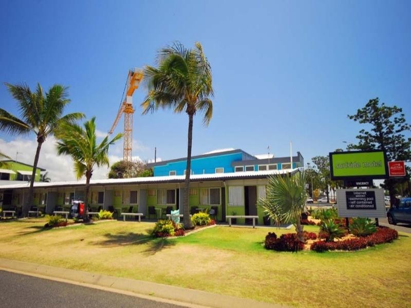 30 Anzac Parade, Yeppoon QLD 4703