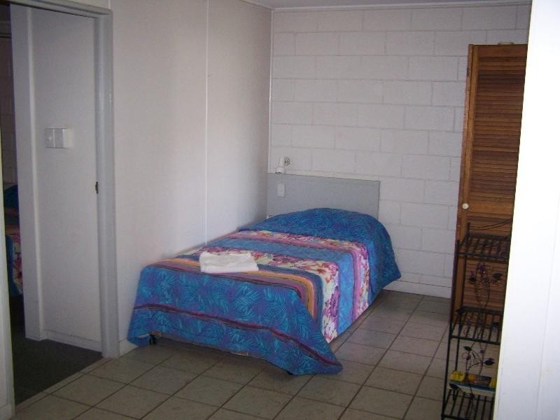 8/10 Anzac Parade, Yeppoon QLD 4703
