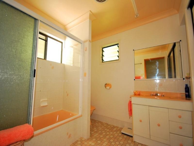 5 Clayton Road, Yeppoon QLD 4703