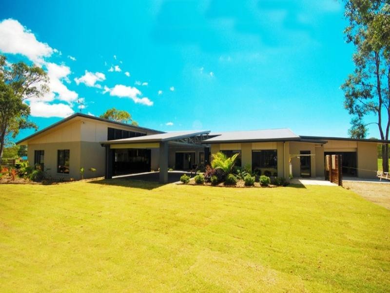 8 Nevallan Drive, Yeppoon QLD 4703