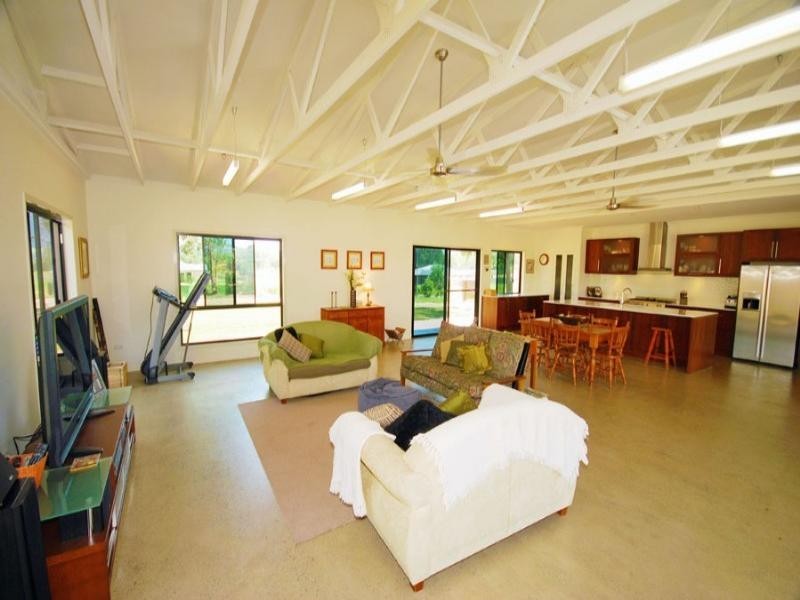 8 Nevallan Drive, Yeppoon QLD 4703