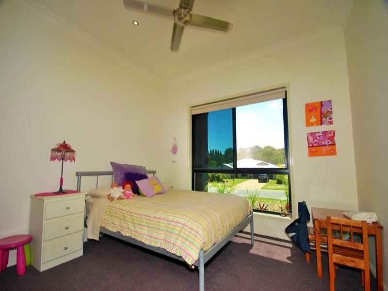 8 Nevallan Drive, Yeppoon QLD 4703