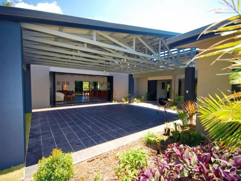 8 Nevallan Drive, Yeppoon QLD 4703