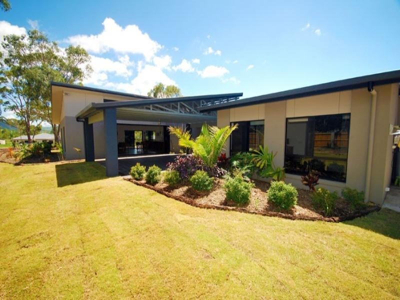 8 Nevallan Drive, Yeppoon QLD 4703