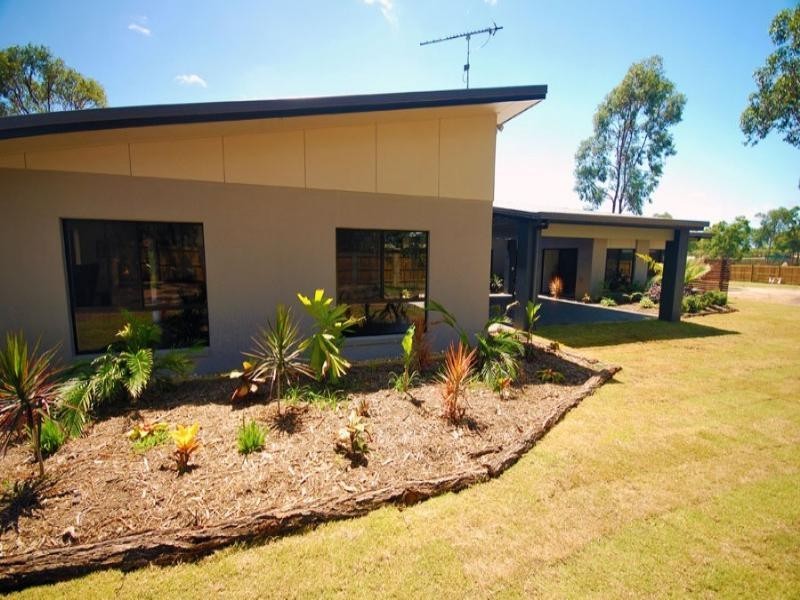 8 Nevallan Drive, Yeppoon QLD 4703