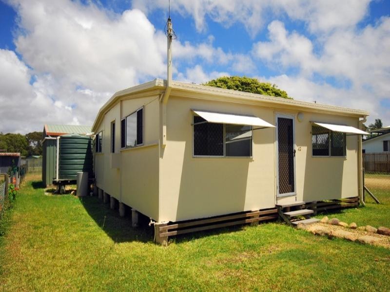 42 Morris Street, Yeppoon QLD 4703
