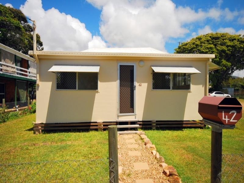 42 Morris Street, Yeppoon QLD 4703