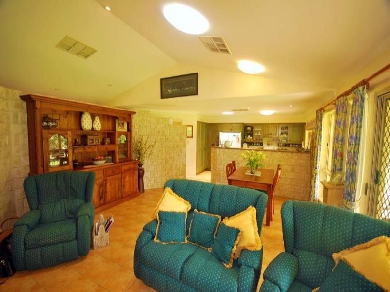 77 Emu Parade, Yeppoon QLD 4703