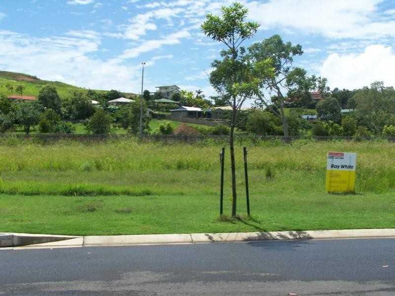 8 Red Emperor Drive, Yeppoon QLD 4703