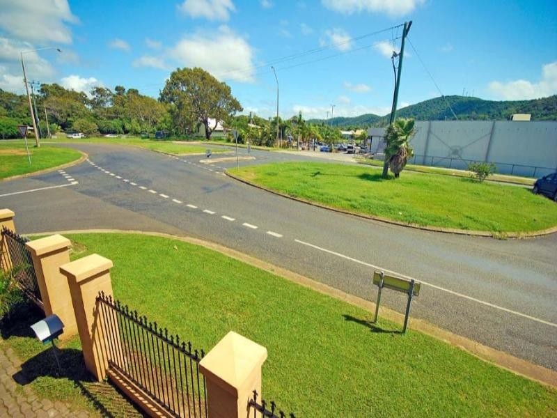 86 Queen Street, Yeppoon QLD 4703