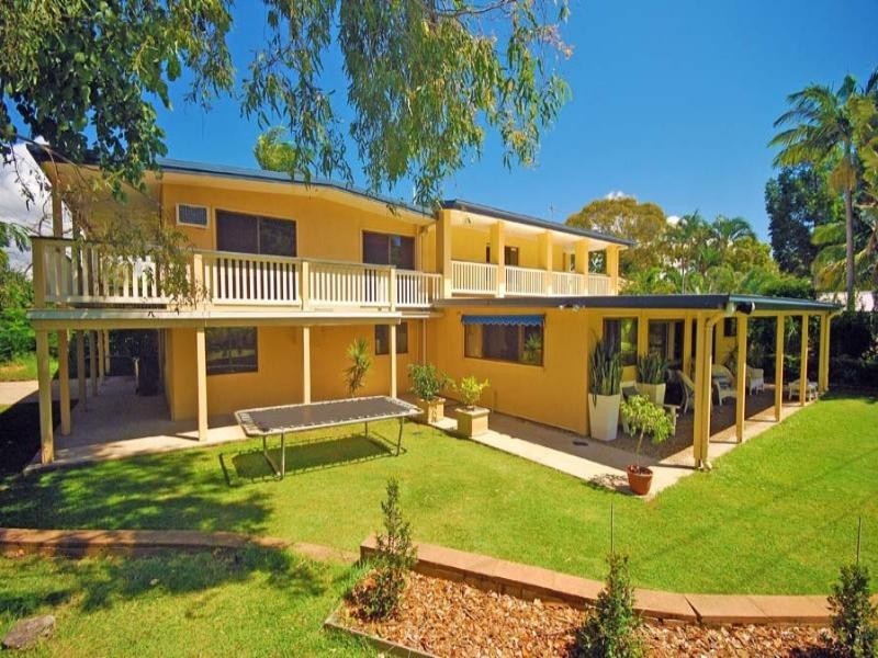 11 Clayton Road, Yeppoon QLD 4703