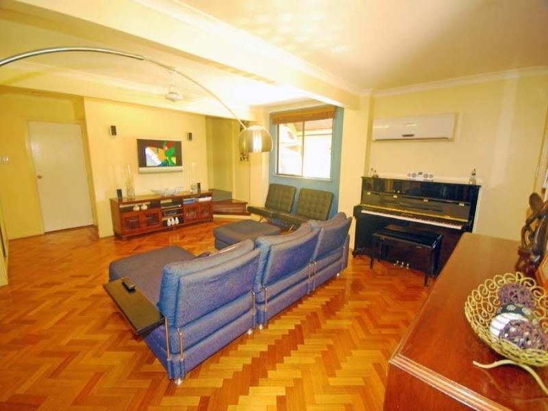 11 Clayton Road, Yeppoon QLD 4703
