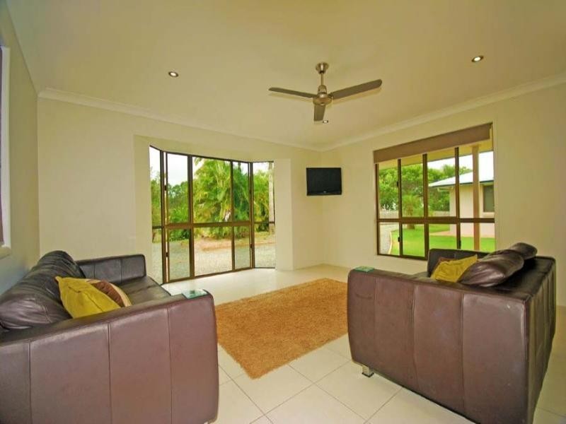 50 Emu Parade, Yeppoon QLD 4703