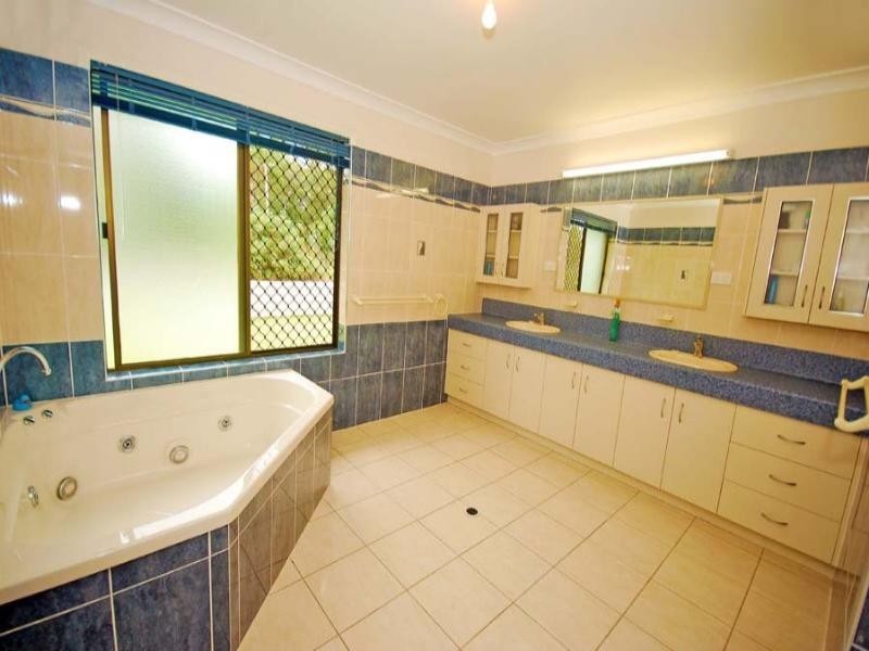 50 Emu Parade, Yeppoon QLD 4703