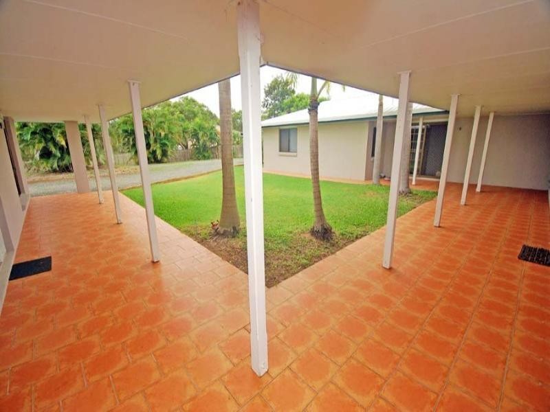 50 Emu Parade, Yeppoon QLD 4703