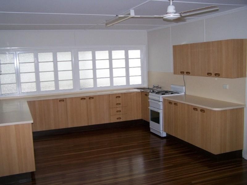12 Oak Street, Yeppoon QLD 4703