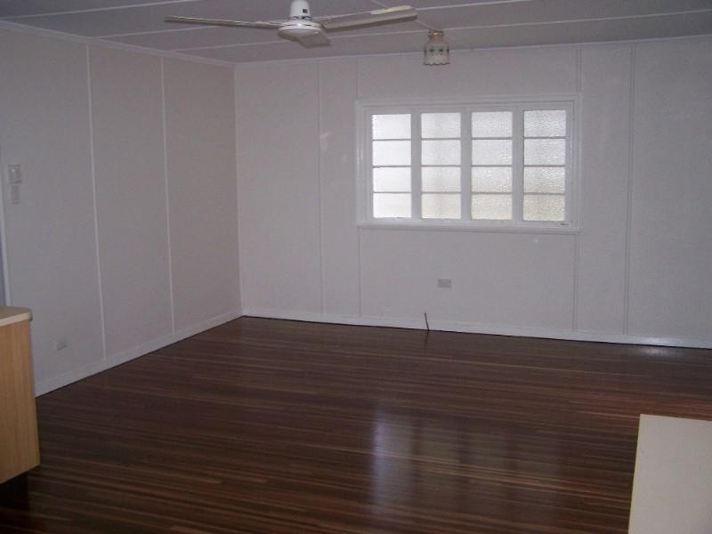 12 Oak Street, Yeppoon QLD 4703