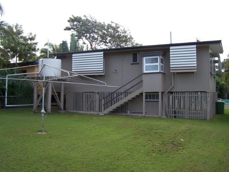 12 Oak Street, Yeppoon QLD 4703
