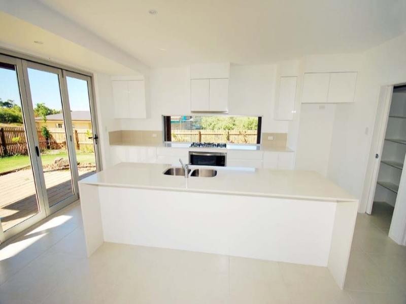 33 Cocoanut Point Drive, Zilzie QLD 4710