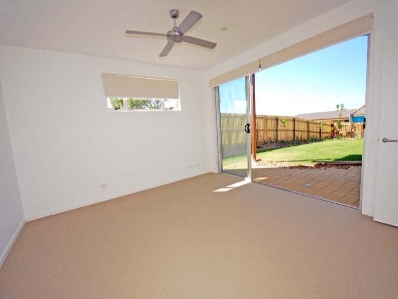 33 Cocoanut Point Drive, Zilzie QLD 4710