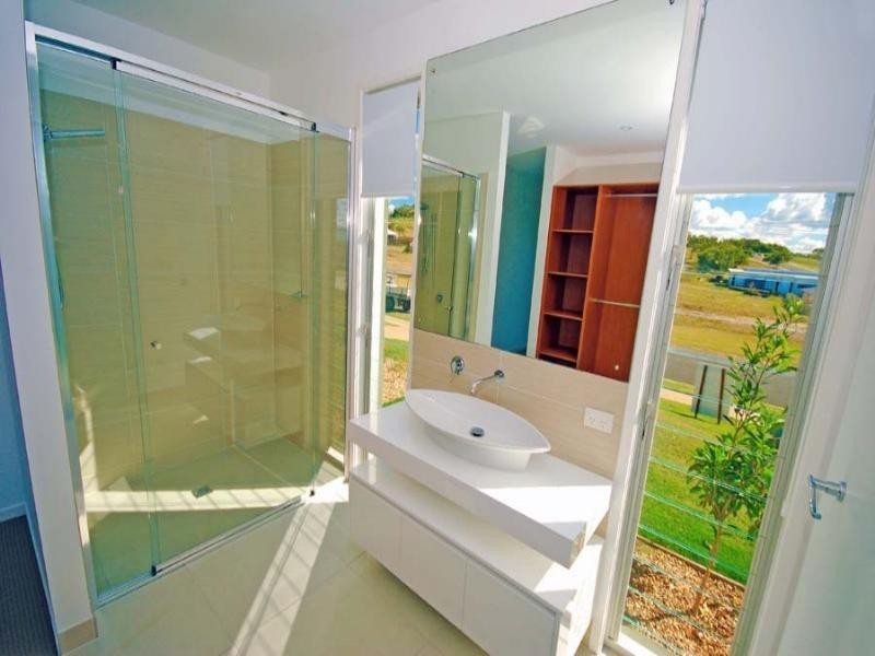 33 Cocoanut Point Drive, Zilzie QLD 4710