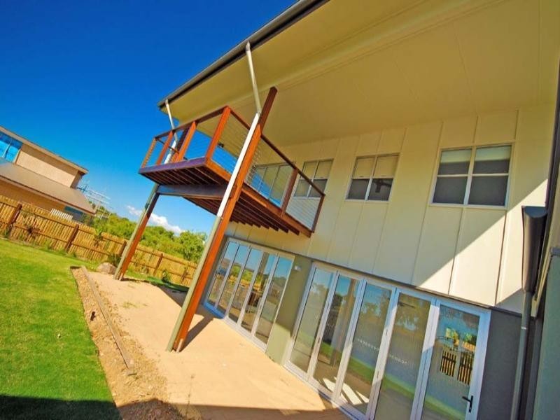 33 Cocoanut Point Drive, Zilzie QLD 4710