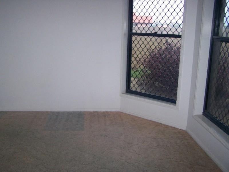 64 Monaco Drive, Zilzie QLD 4710