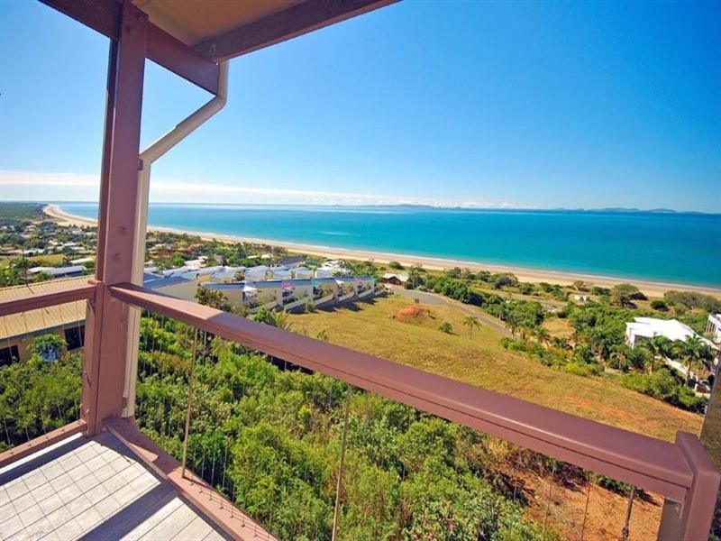 27 Cokas Avenue, Meikleville Hill QLD 4703