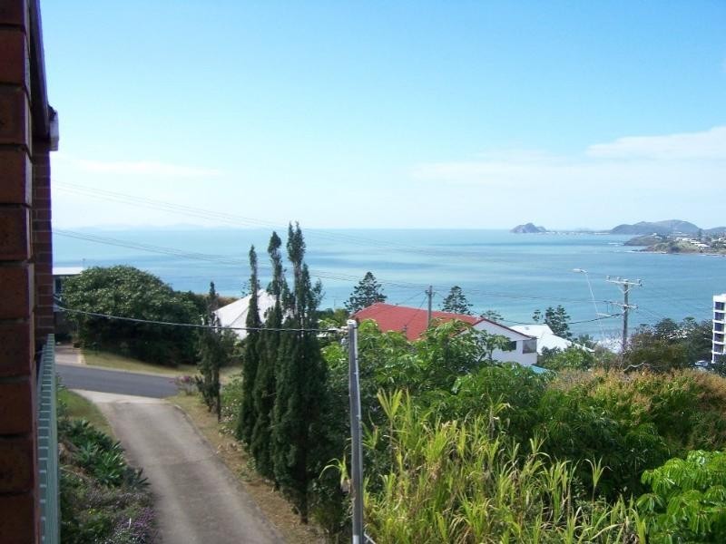 2/44 Hill Street, Yeppoon QLD 4703