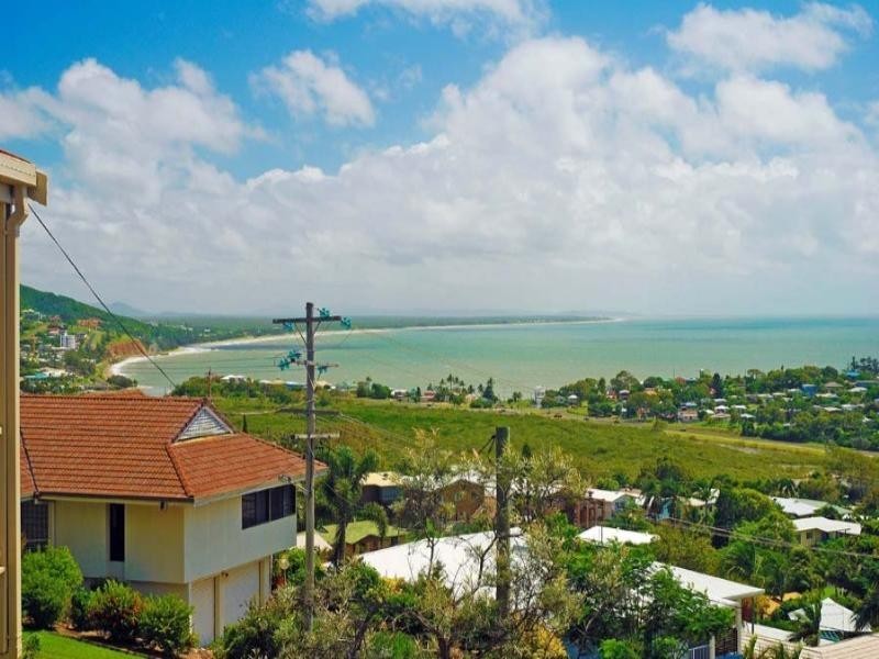 51 Poinciana Avenue, Yeppoon QLD 4703