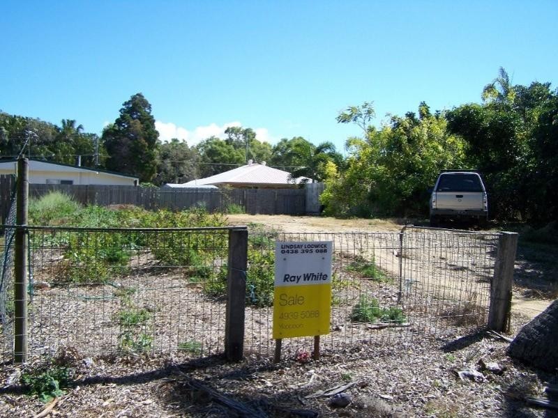 18 Gardenia Street, Kinka Beach QLD 4703