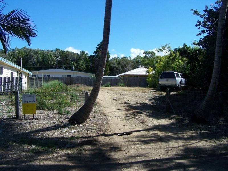 18 Gardenia Street, Kinka Beach QLD 4703