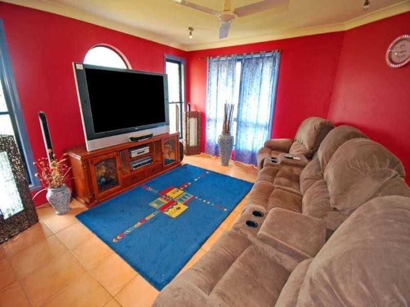 5 Bernborough Drive, Yeppoon QLD 4703